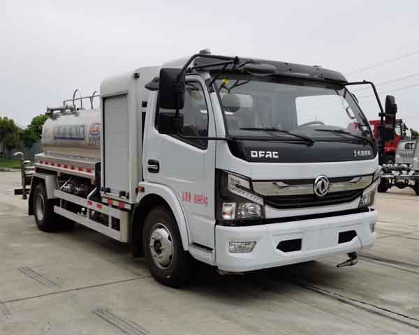 東風(fēng)凱普特純電動灑水車 5m3