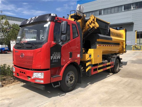 12方解放J6L 吊裝壓縮垃圾車(chē)