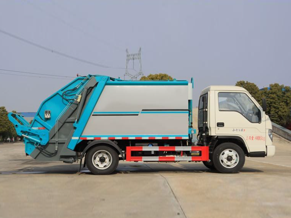 福田5.8方壓縮垃圾車